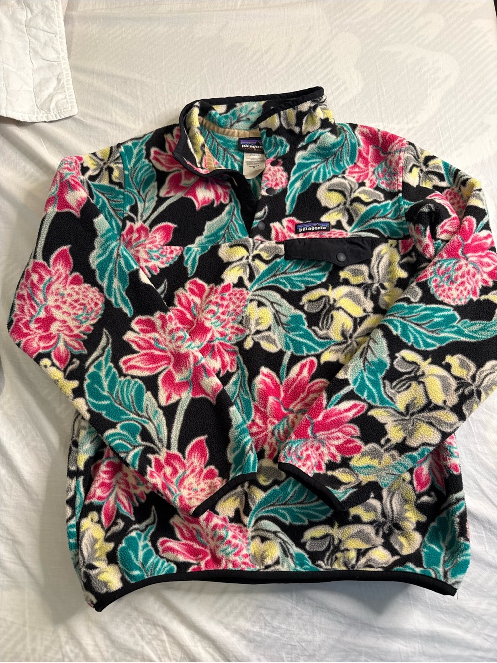Patagonia Floral Synchilla Snap-T Fleece Pullover - Black/Multi
